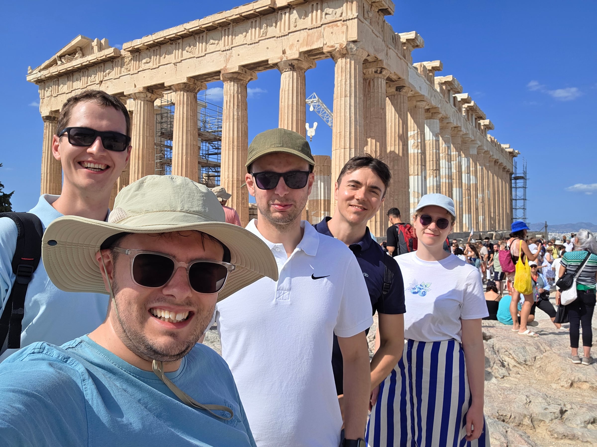 One last group photo at the Parthenon.