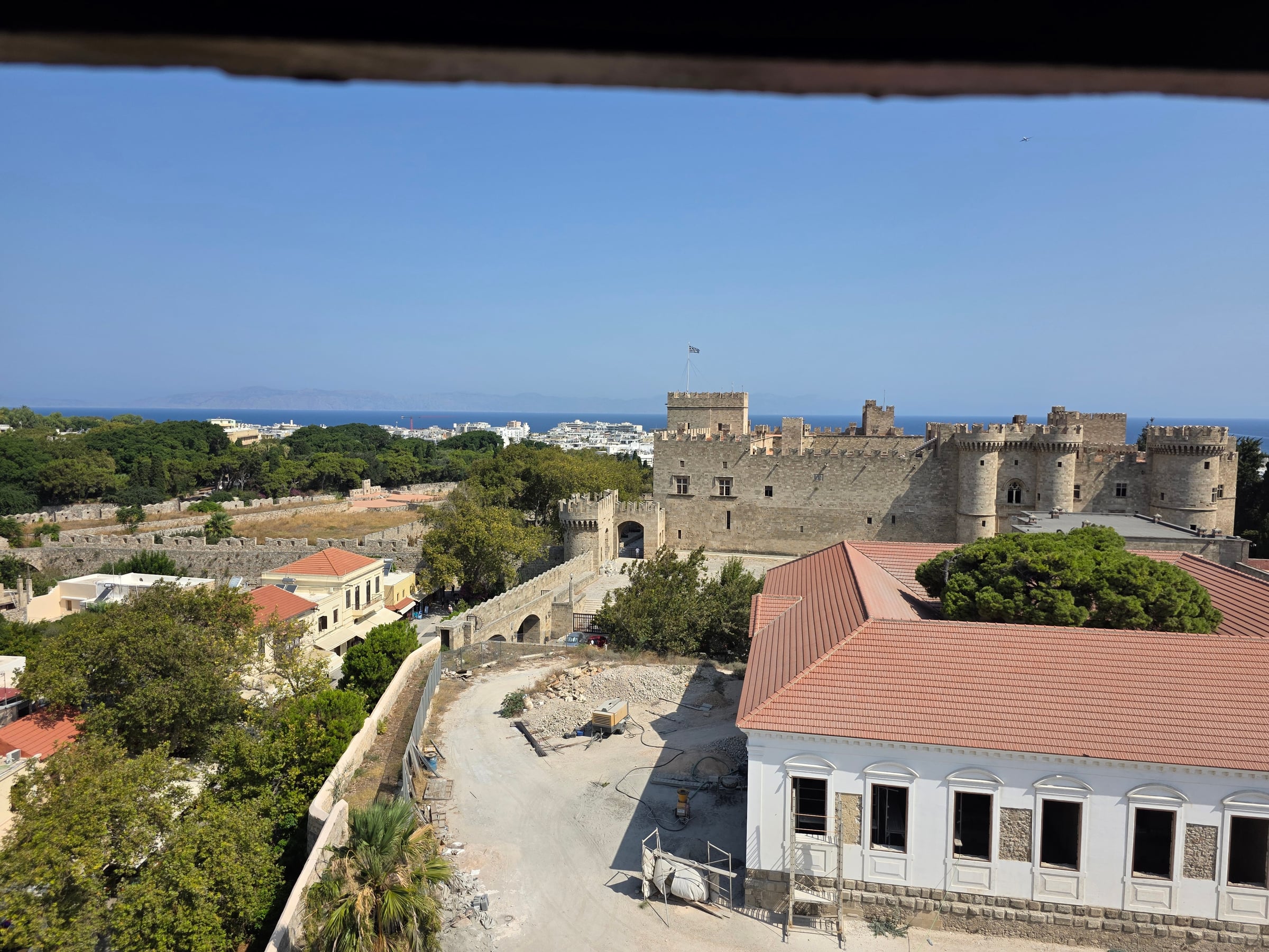 Looking across the old town towards the palace and sea.