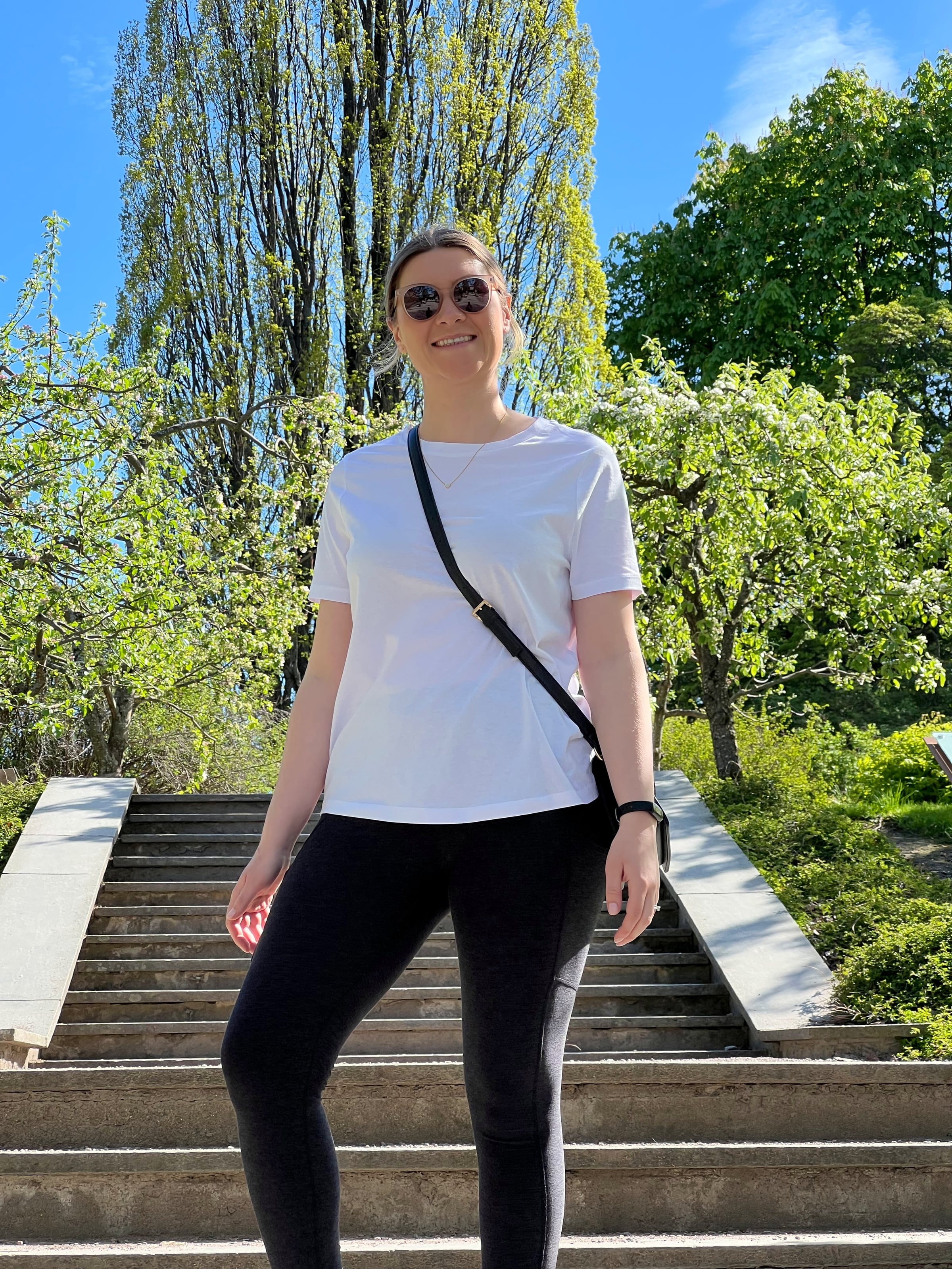 Lucy in Vigeland Park.